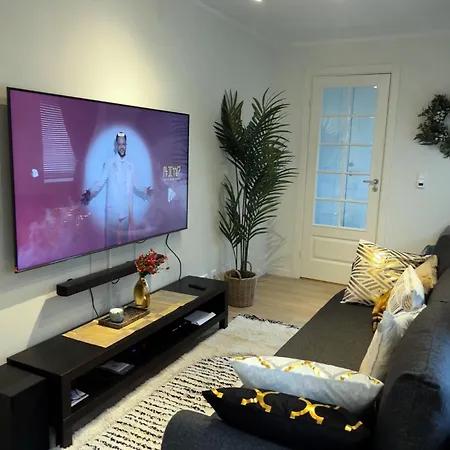 Apartment Lagunen With Terrace, Grill And Free Parking Bergen