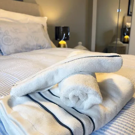 Lagunen With Terrace, Grill And Free Parking *